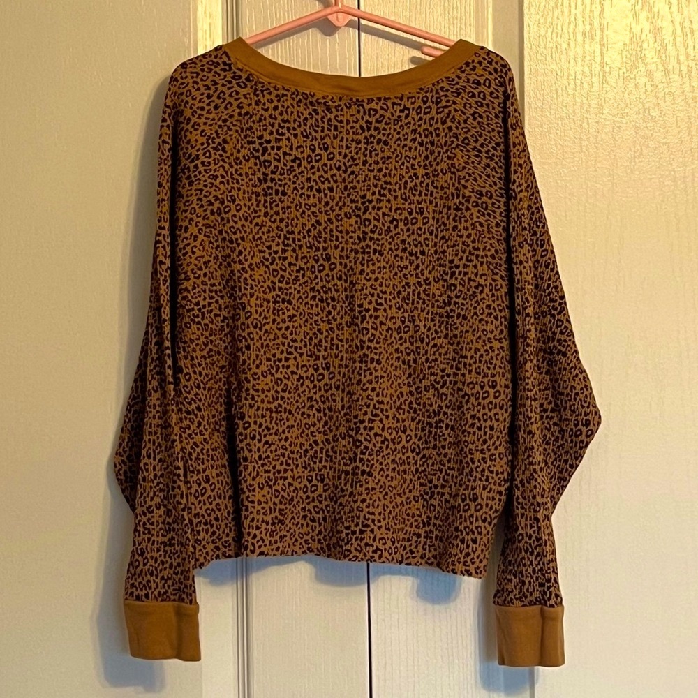 Gap Kids Waffle Knit Thermal Top Brown Leopard Print Dolman Sleeve Large Preppy - Picture 4 of 5